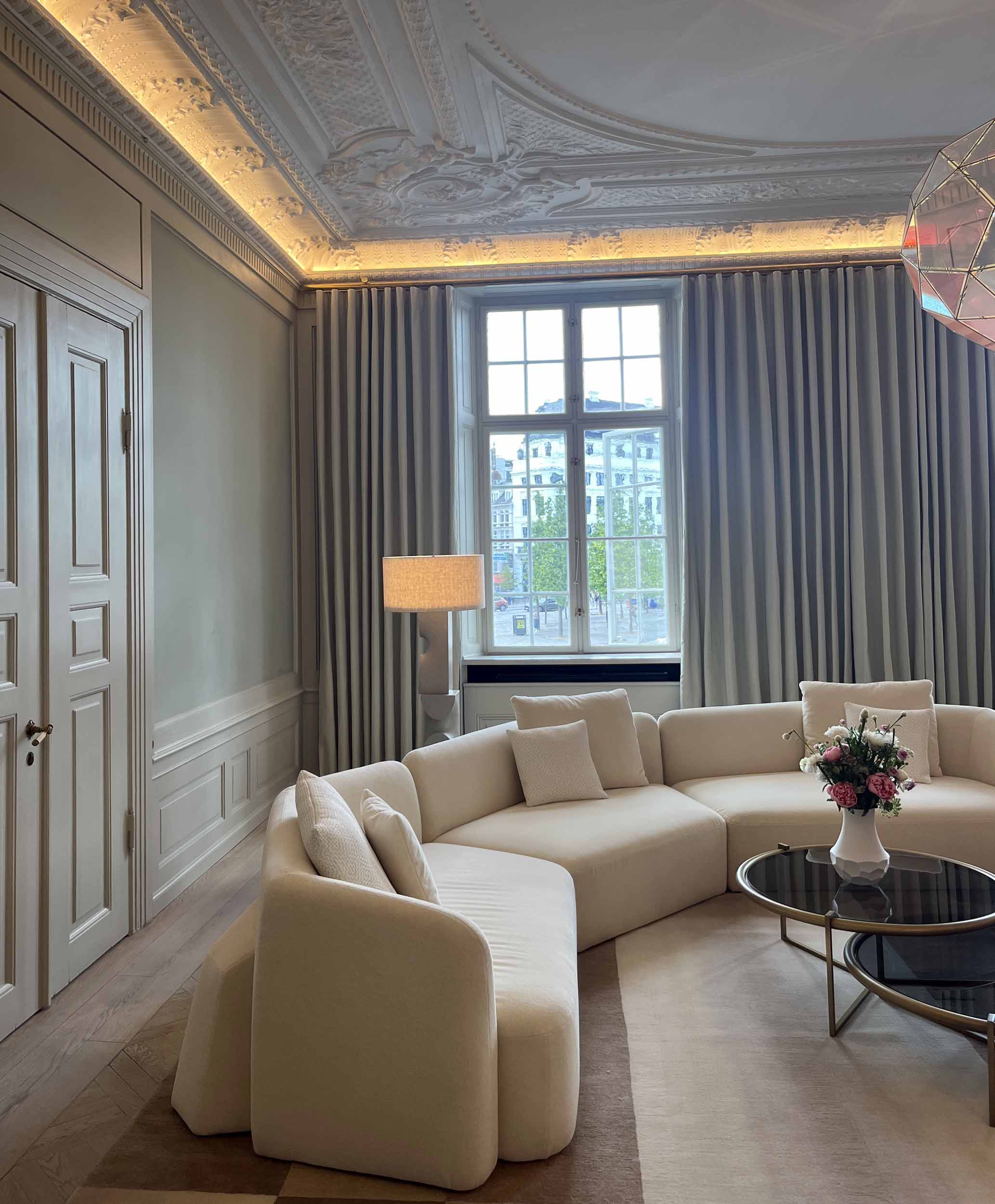 die-befreiung-der-form-warum-wir-uns-nach-dem-fließenden-sehnen-weisselberg-kitchen-and-interior_2