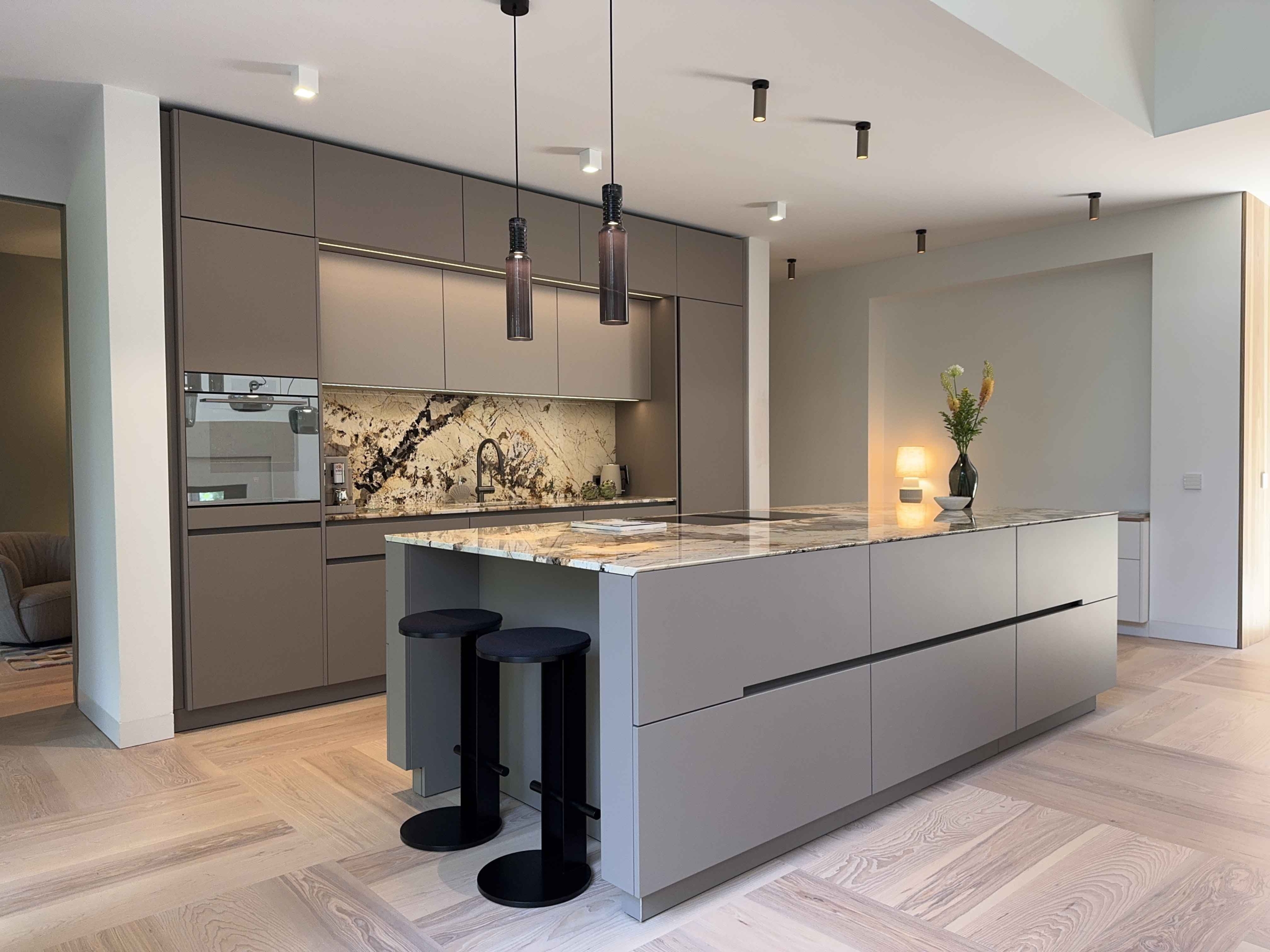 eggersmann-kueche-in-hamburg-wellingsbuettel-weisselberg-kitchen-and-interior_1