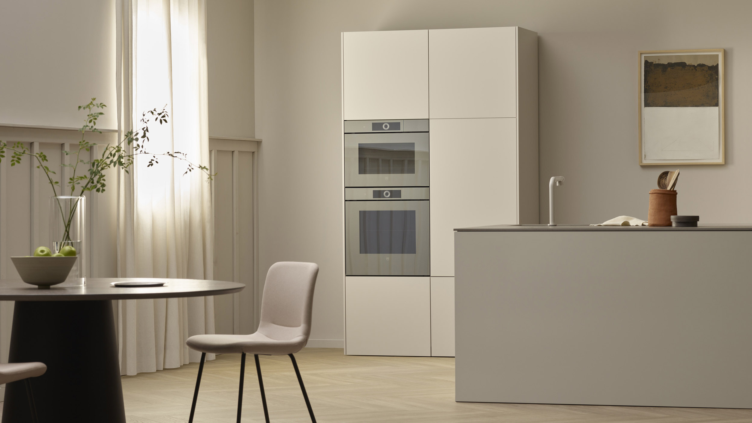v-zug-kuechengeräte-weisselberg-kitchen-and-interior_3