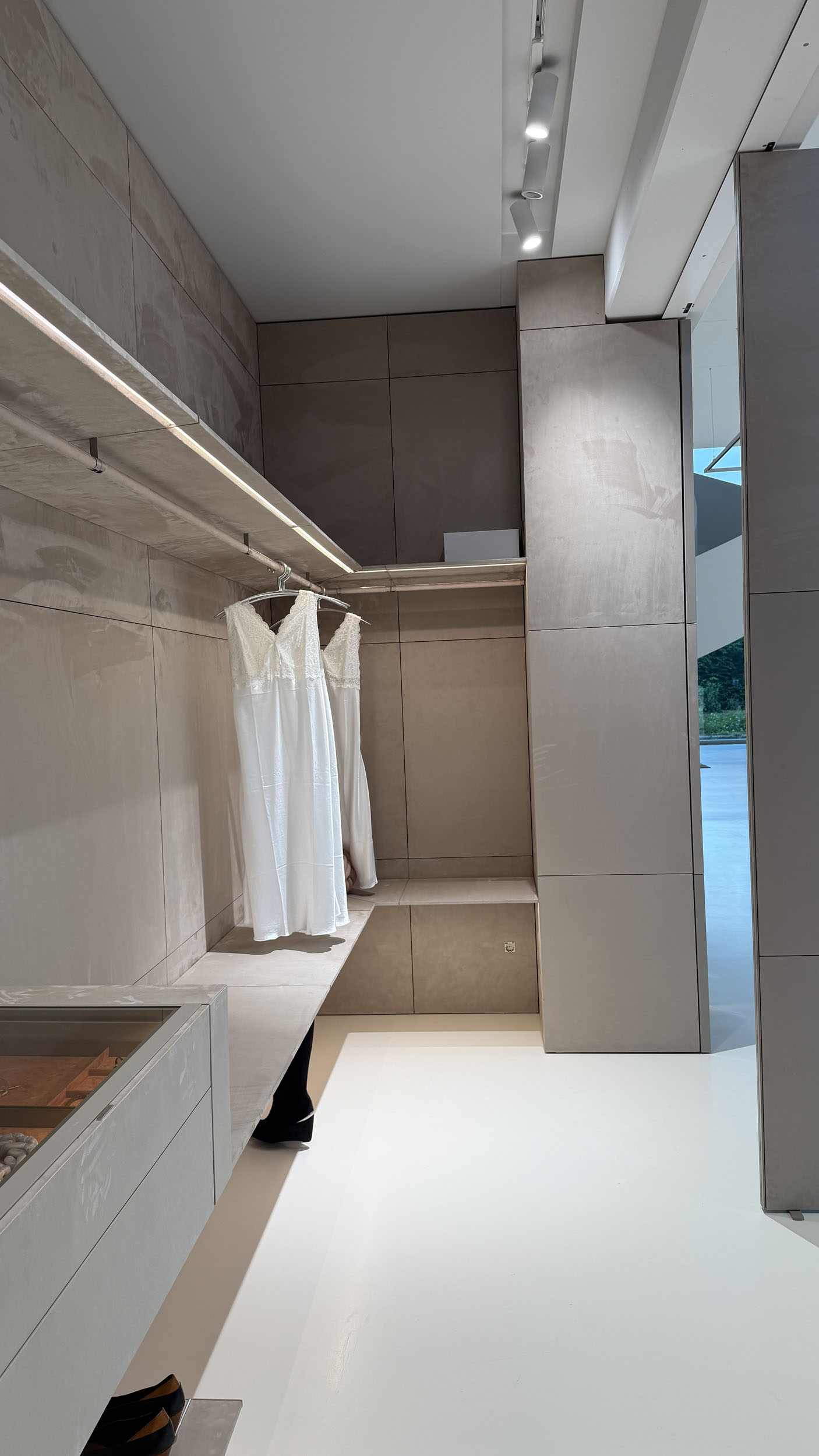 zu-besuch-bei-yomei-in-detmold-weisselberg-kitchen-and-interior_4
